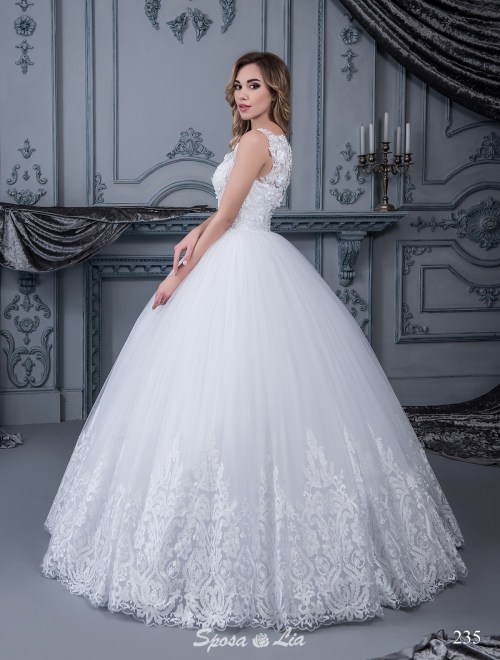 https://www.sposa-lia.com/images/stories/virtuemart/product/235       (3).jpg